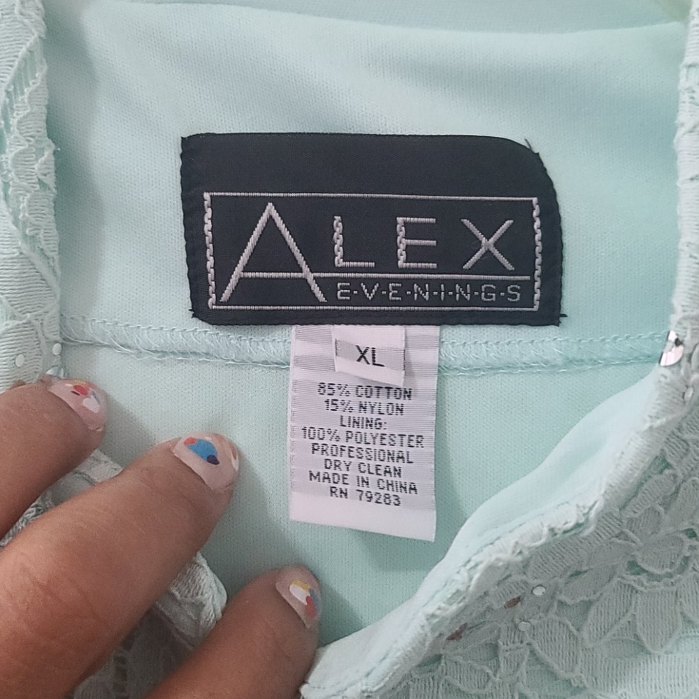 🆕️ Alex evening 2 piece set. Tank and cardigan - Picture 5 of 6